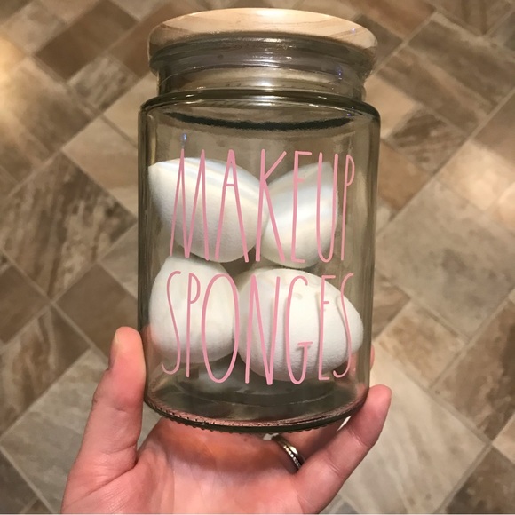 Rae Dunn Other - Rae Dunn Makeup Sponges (5)